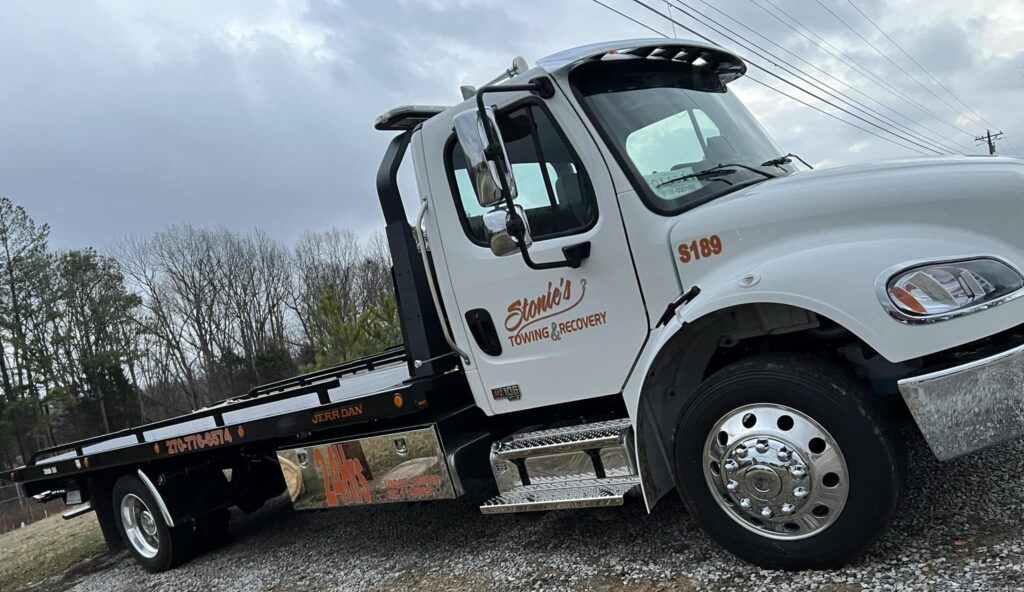 Stonie’s Auto & Towing